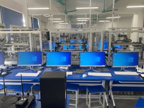 AOC一體機(jī)助力賀州學(xué)院搭建人工智能未來工廠 創(chuàng)新人工智能應(yīng)用軟件開發(fā)平臺(tái)